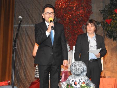 Valentinov glasbeno-humoristični koncert Franca Gorze z gosti 128